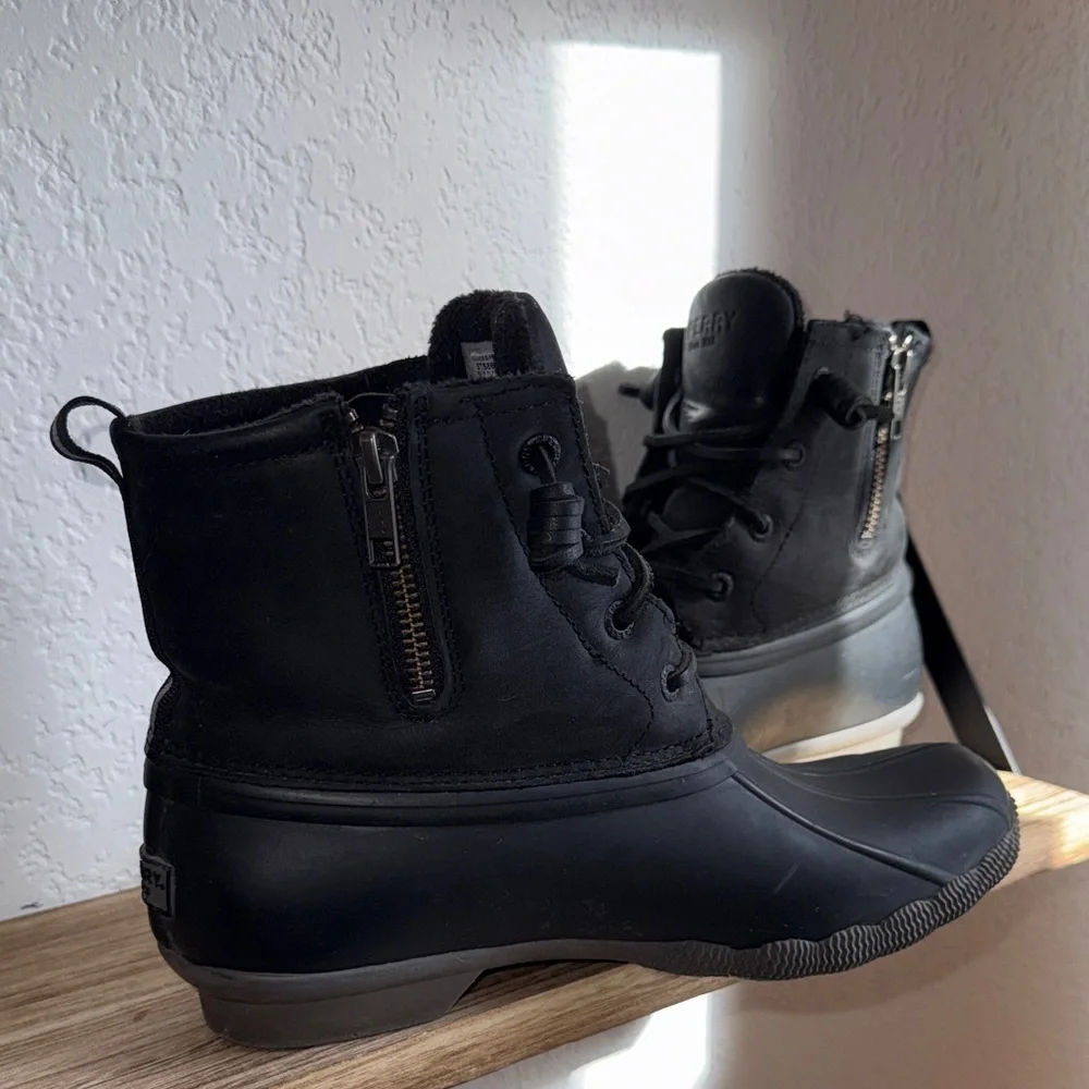 Sperry Black Duck Boots - Picture 4 of 5